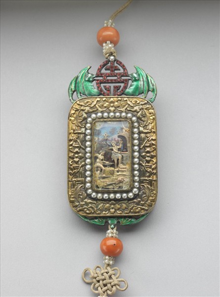 內填琺瑯嵌珠西洋人物齋戒牌