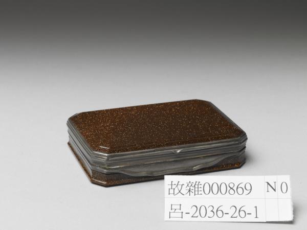 銀嵌金星玻璃鼻煙盒