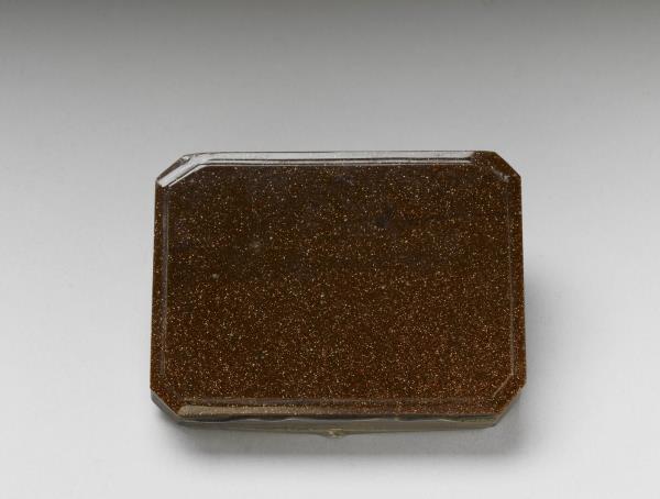 銀嵌金星玻璃鼻煙盒