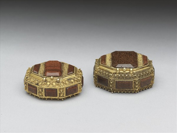 銅纍絲嵌金星玻璃盒