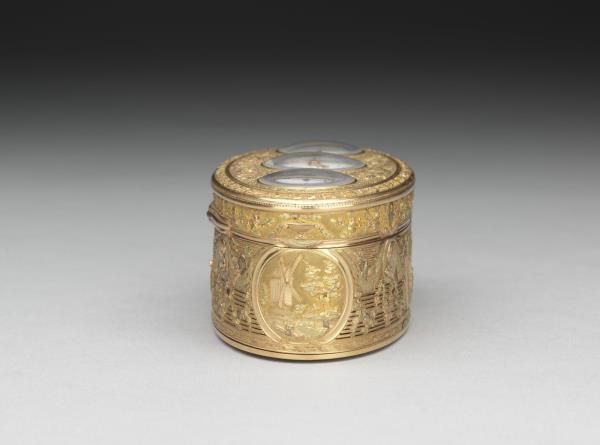 雕金多功能鼻煙盒