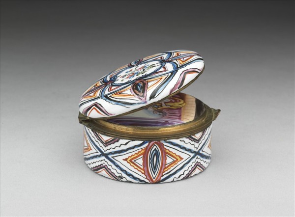 銅胎畫琺瑯雙層蓋鼻煙盒