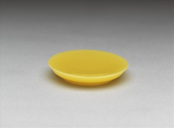 黃色玻璃鼻煙碟