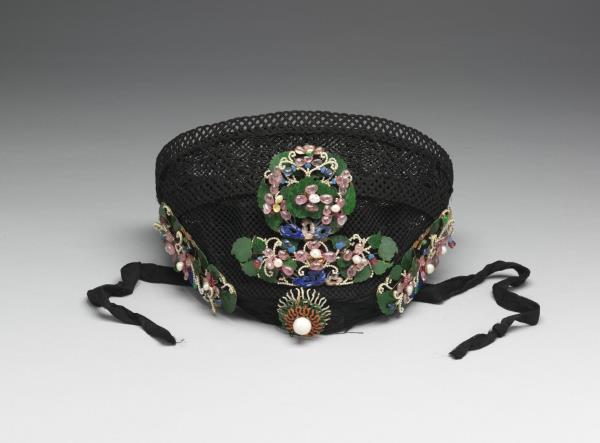 嵌珠寶翠玉花卉鈿子