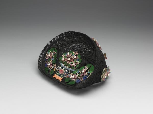 嵌珠寶翠玉花卉鈿子