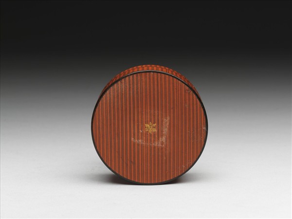 嵌玉髓漆圓盒