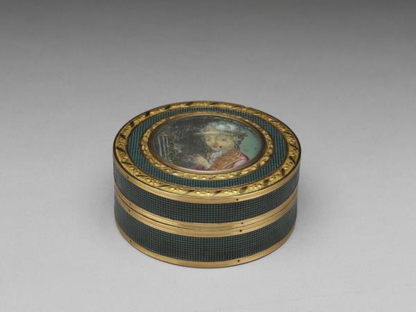 鑲金邊嵌西洋仕女畫漆圓盒