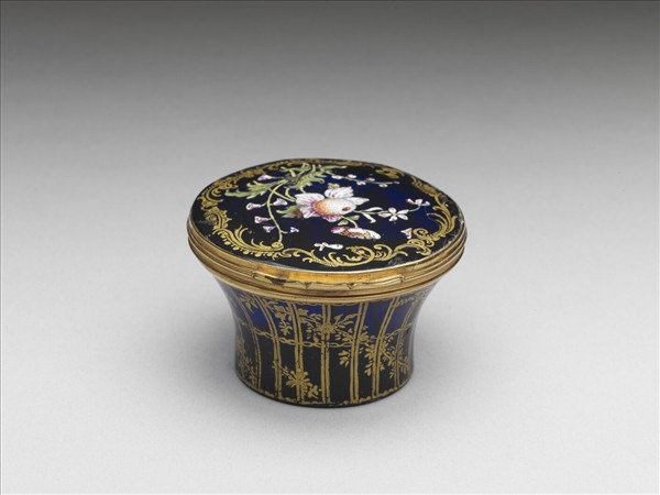 深藍玻璃描金畫琺瑯盒