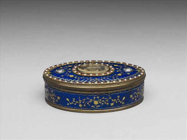 銅胎琺瑯嵌瑪瑙珠寶鼻煙盒