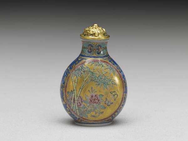 玻璃胎畫琺瑯花鳥紋鼻煙壺