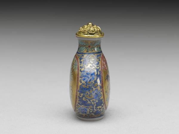 玻璃胎畫琺瑯花鳥紋鼻煙壺