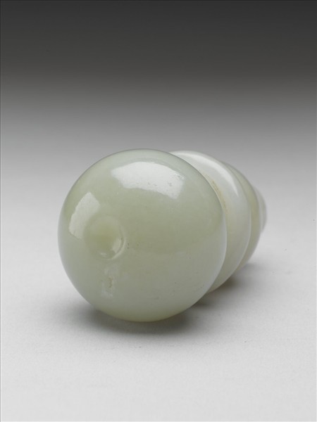 玉葫蘆帶環鼻煙壺