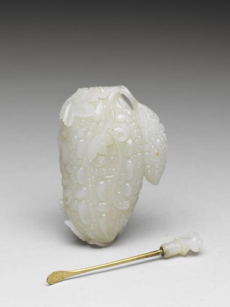 故宮鼻煙壺選萃　国立故宮博物院 故宮鼻煙壺選萃 国立故宮博物院 - メルカリ