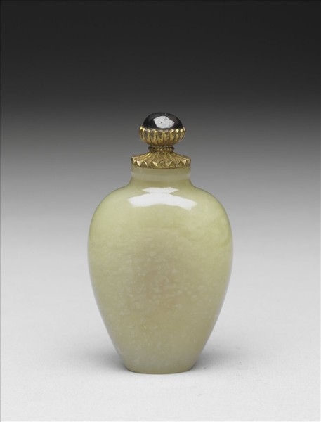 玉瓶式鼻煙壺