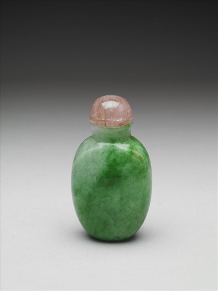 翠玉瓶式鼻煙壺