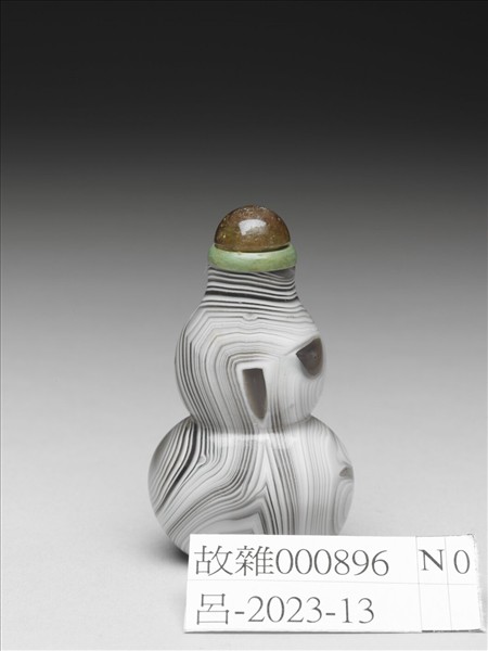 纏絲瑪瑙葫蘆鼻煙壺