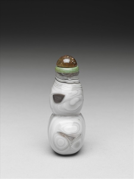 纏絲瑪瑙葫蘆鼻煙壺