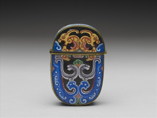 帶銅胎畫琺瑯黑地夔龍紋套匣