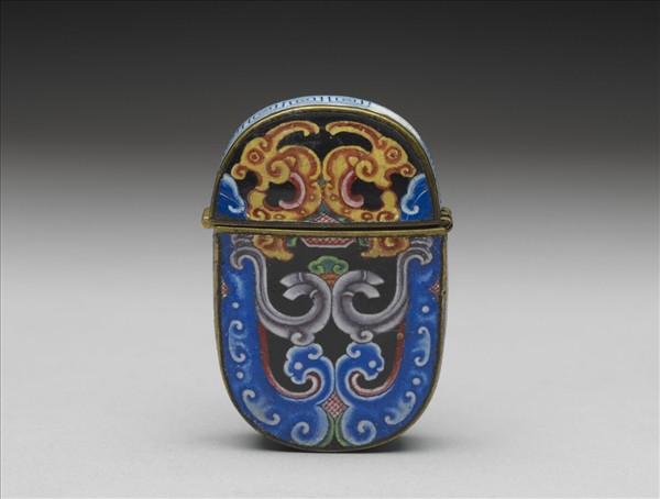 帶銅胎畫琺瑯黑地夔龍紋套匣