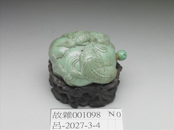 松石雙獅鼻煙壺