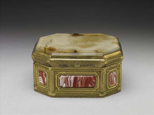 鍍金嵌玉髓玻璃鼻煙盒