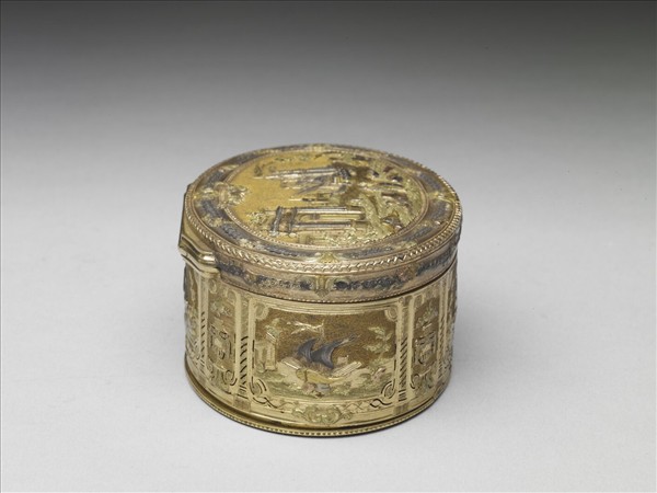 金雕音樂鼻煙盒