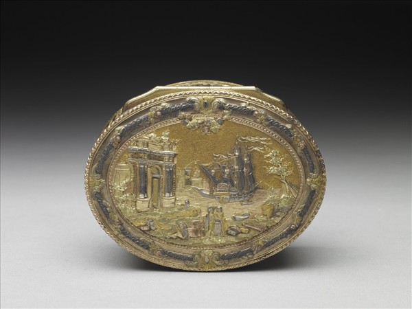 金雕音樂鼻煙盒