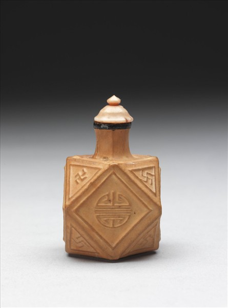 葫蘆萬壽多角形鼻煙壺