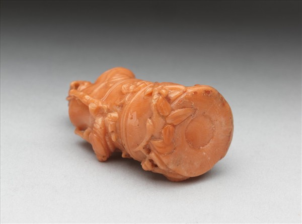 珊瑚竹節式鼻煙壺