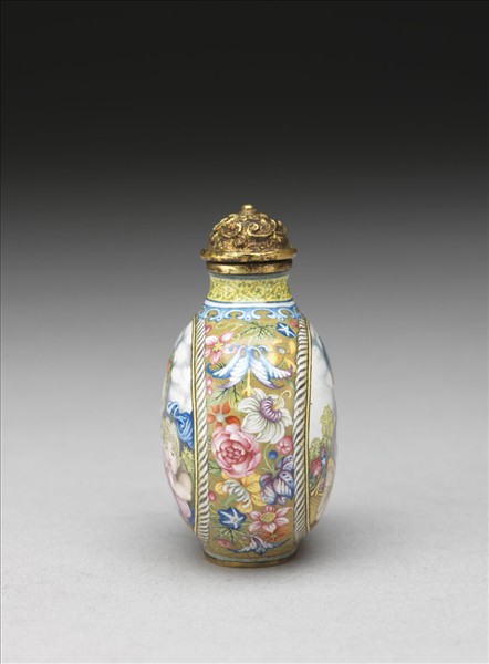 銅胎畫琺瑯西洋母子圖鼻煙壺