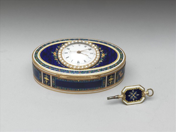 銅胎內填琺瑯嵌珠鑲錶鼻煙盒