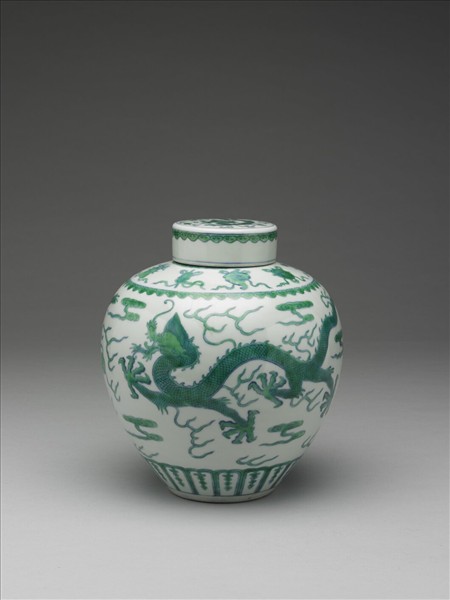 綠彩龍紋蓋罐