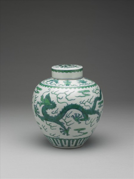 綠彩龍紋蓋罐