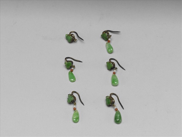 翠玉耳墜
