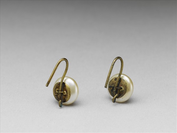 珍珠耳環（一對）