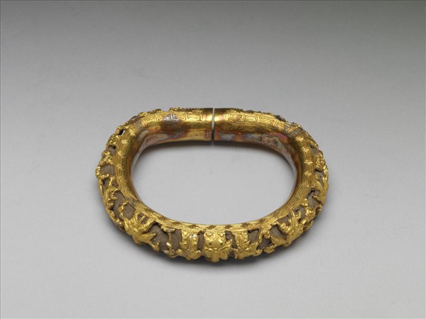 金雕壽星八仙填茄楠木香鐲