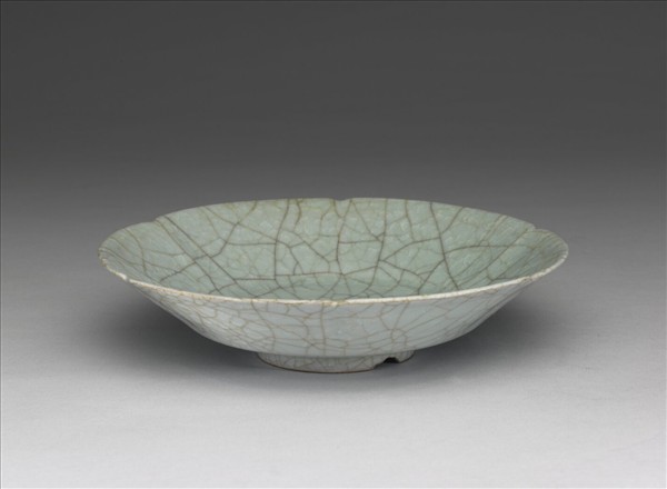 官窯 青瓷葵口盤