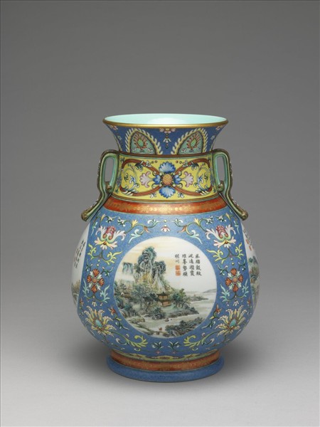 洋彩開光山水圖雙耳轉頸瓶
