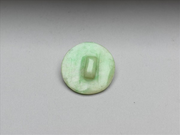 翠玉鈕扣