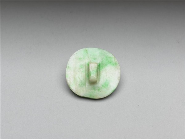 翠玉鈕扣