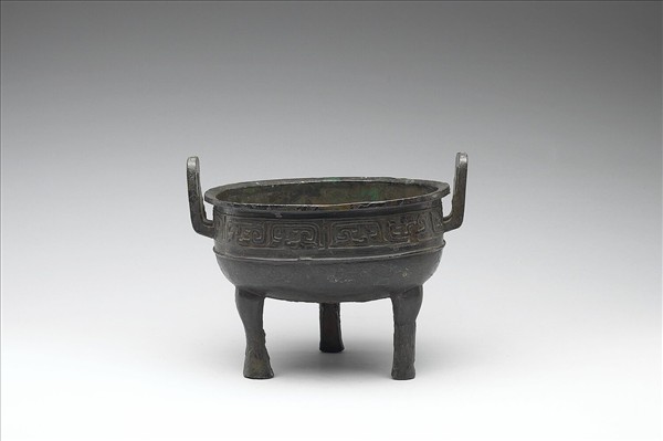竊曲紋鼎