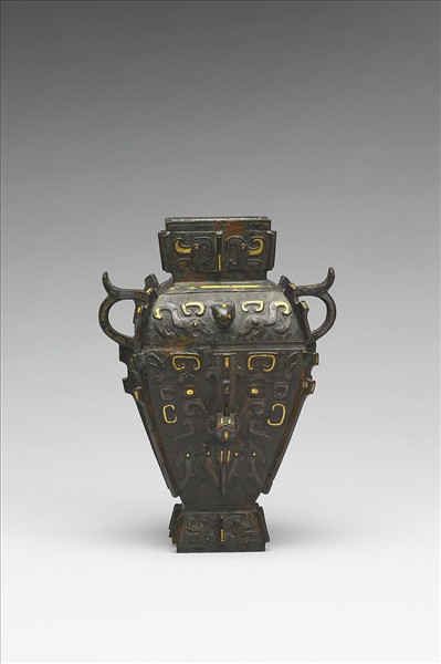 錯金銀獸面紋扁方罍