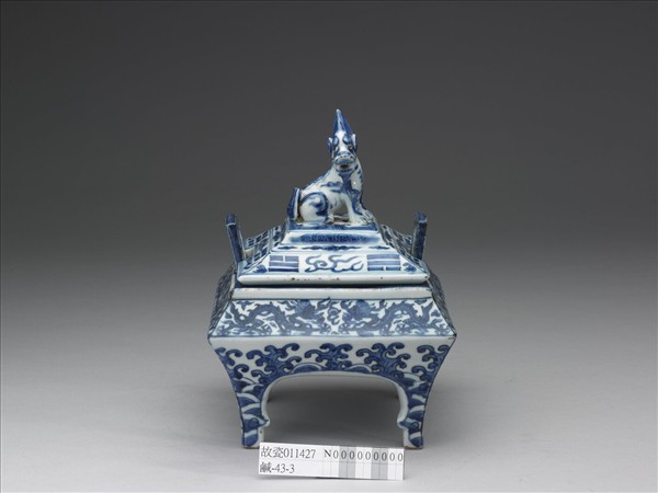 朱泥 朱塗り 遊雲鳳凰刻 四足 龍雲刻 花台 香台 盆栽台 高台 約H30㎝弱 朱泥 朱塗り 遊雲鳳凰刻 四足 龍雲刻 花台 香台 盆栽台 高台 約H30㎝弱