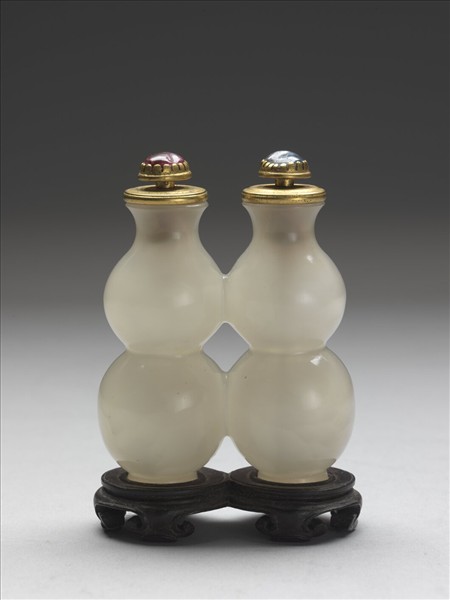 玉髓雙連葫蘆鼻煙壺