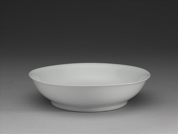 甜白釉盤