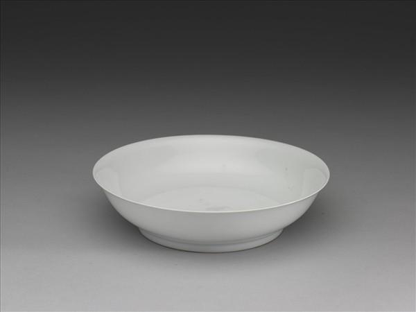 甜白釉盤
