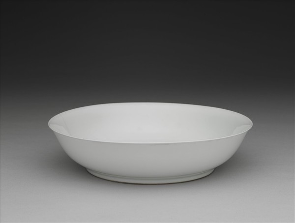 甜白釉盤