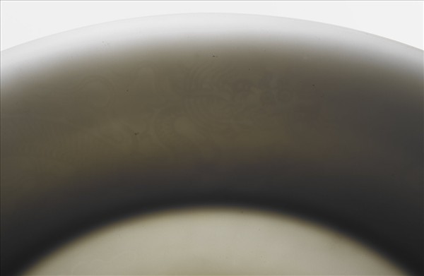 甜白釉雲龍紋盤