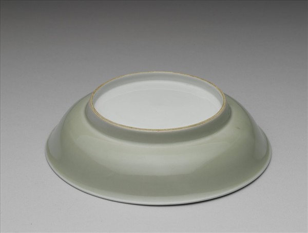翠青釉白裡盤