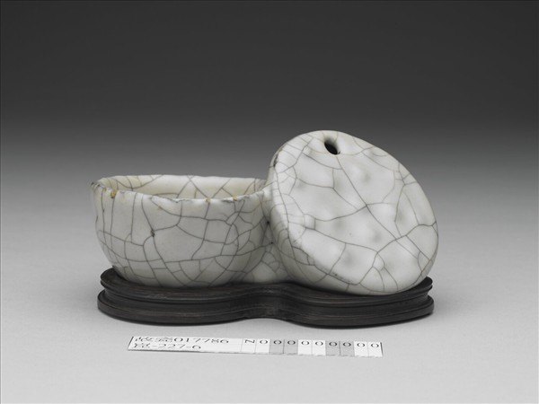 哥釉雙蓮房水注